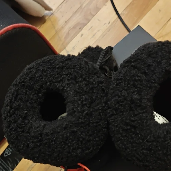 RUDSAK Kids Black Textured Boots - Picture 6 of 16